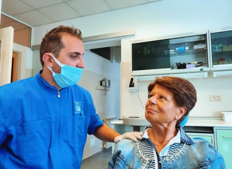 Faccette Dentali a Massa Carrara Image description