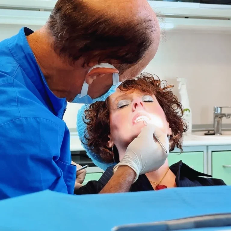 PRIMA VISITA - studio dentistico a Massa Carrara Visita odontoiatrica a Massa e Carrara