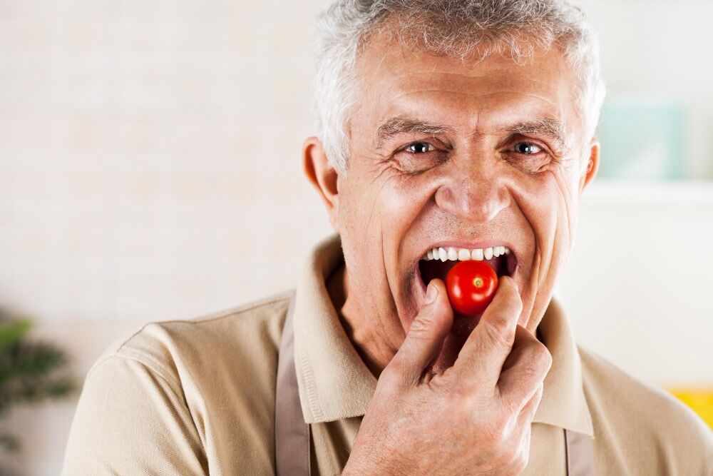 cambia la masticazione con gli impianti dentali